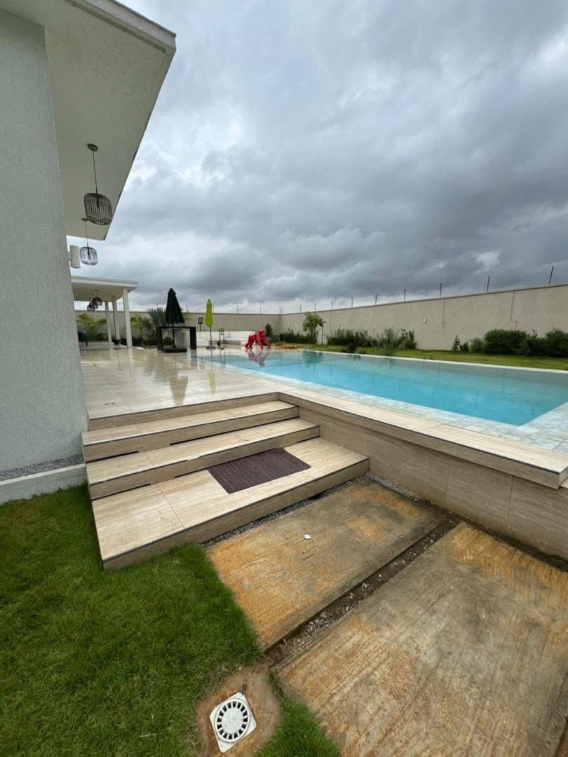 RESIDENCE DE 13 PIECES - RIVIERA 4